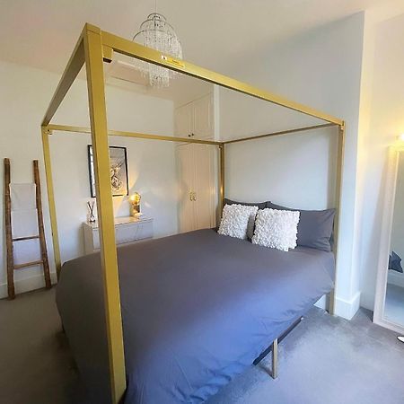 Queen Bedroom In Maida Vale ลอนดอน ภายนอก รูปภาพ
