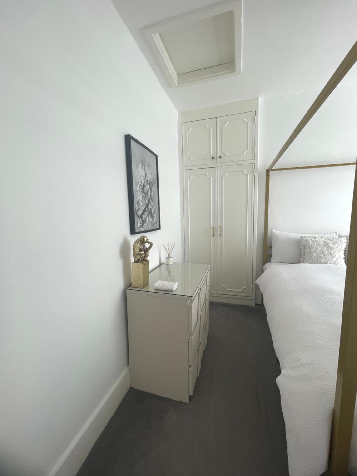 Queen Bedroom In Maida Vale ลอนดอน ภายนอก รูปภาพ